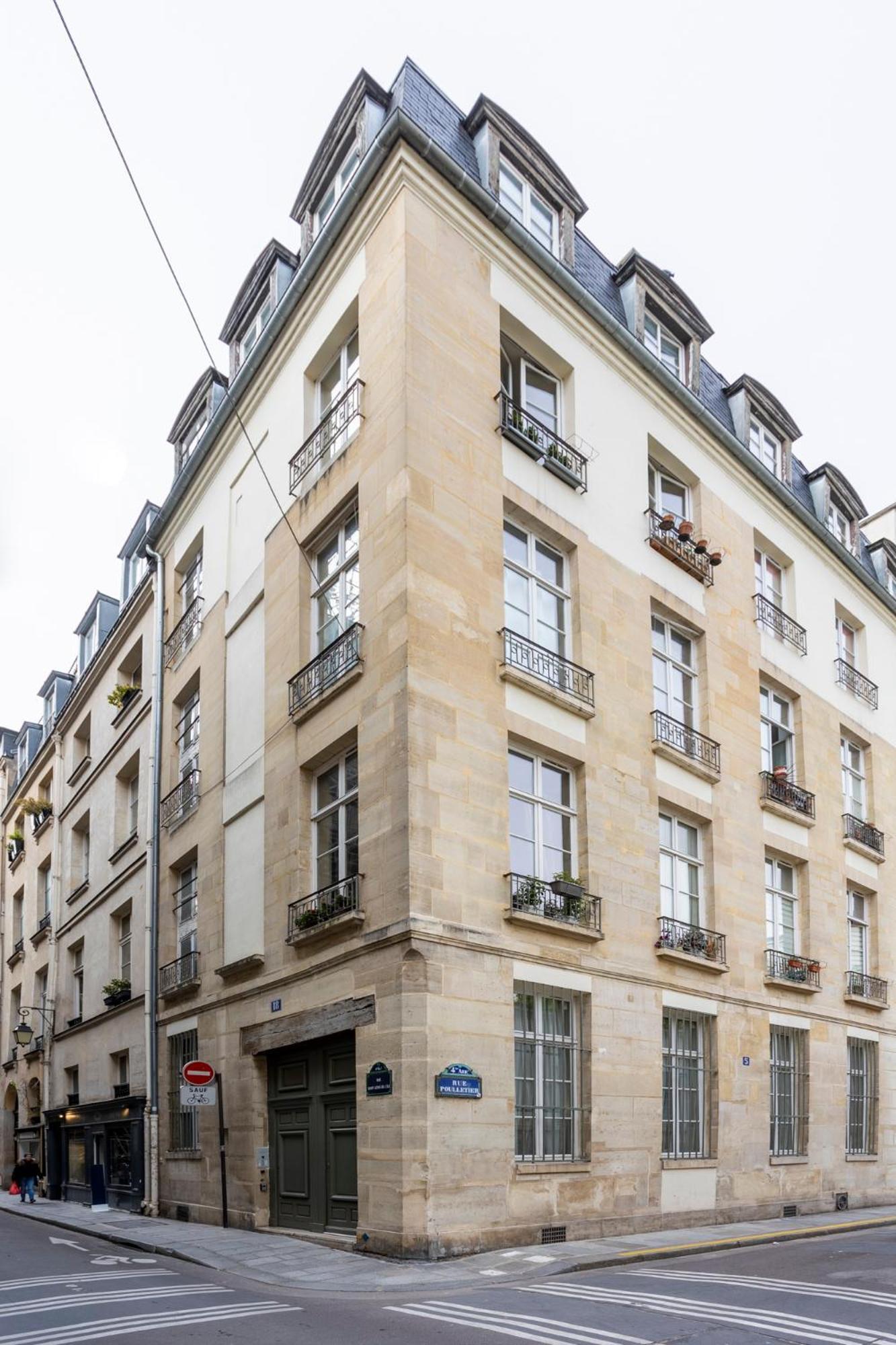 Merveil - Luxury - Notre-dame - Saint Louis Apartment